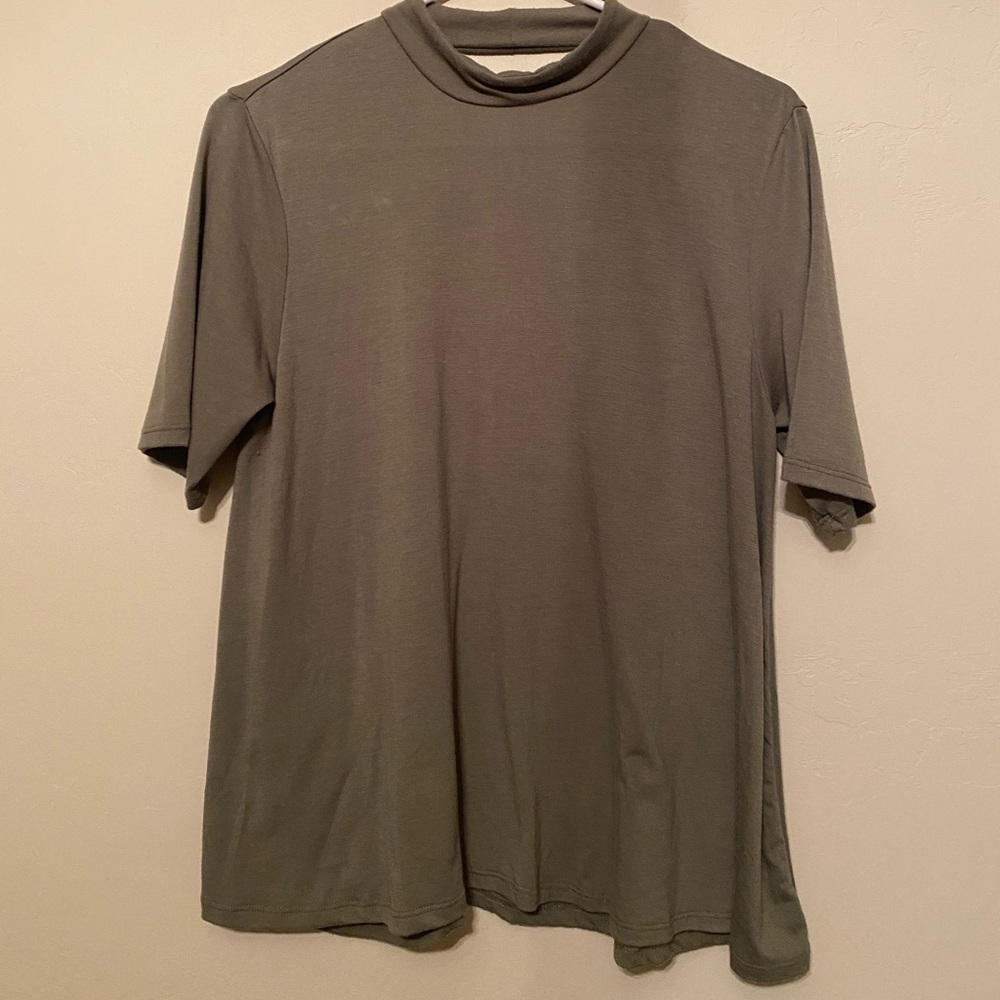 Army green tee with open back